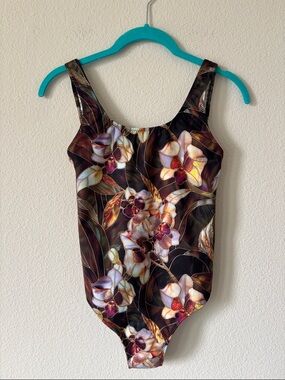 New Aurora Skirts Dancewear Leotard - Medium